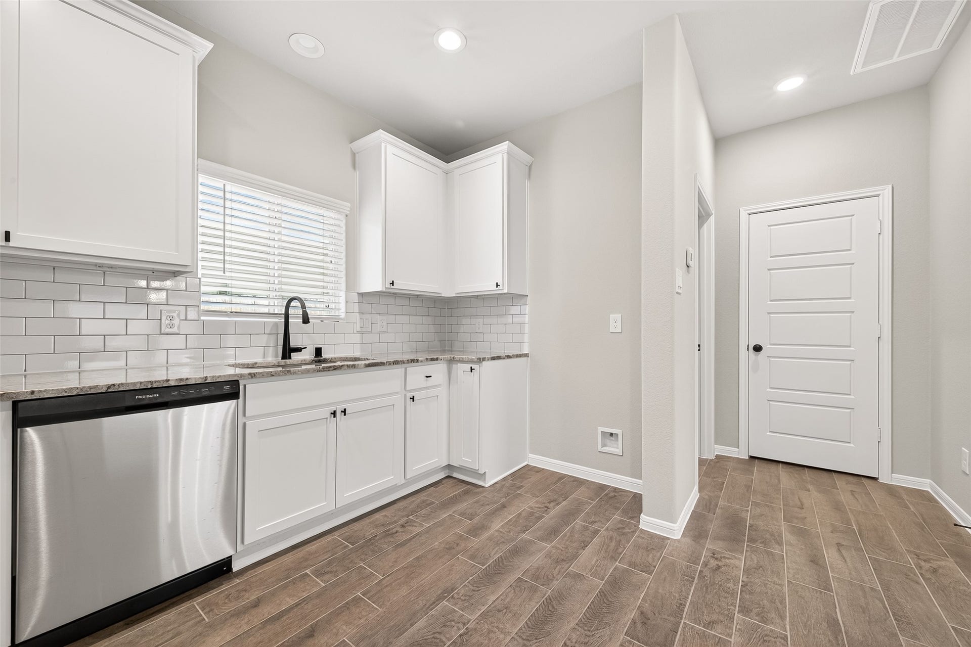 505 Stone Placa Trail, Brookshire, TX 77423 505 Stone Placa Trail, Brookshire, TX 77423