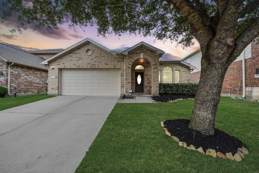 Property photo for 16518 Dover Mills Drive, Spring, TX