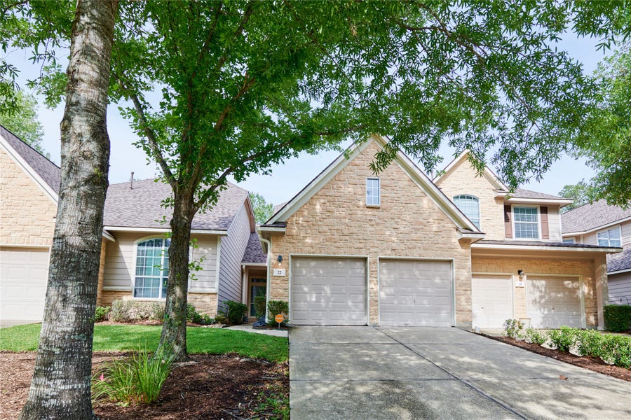 Property photo for 22 W Greenhill Terrace Place, The Woodlands, TX