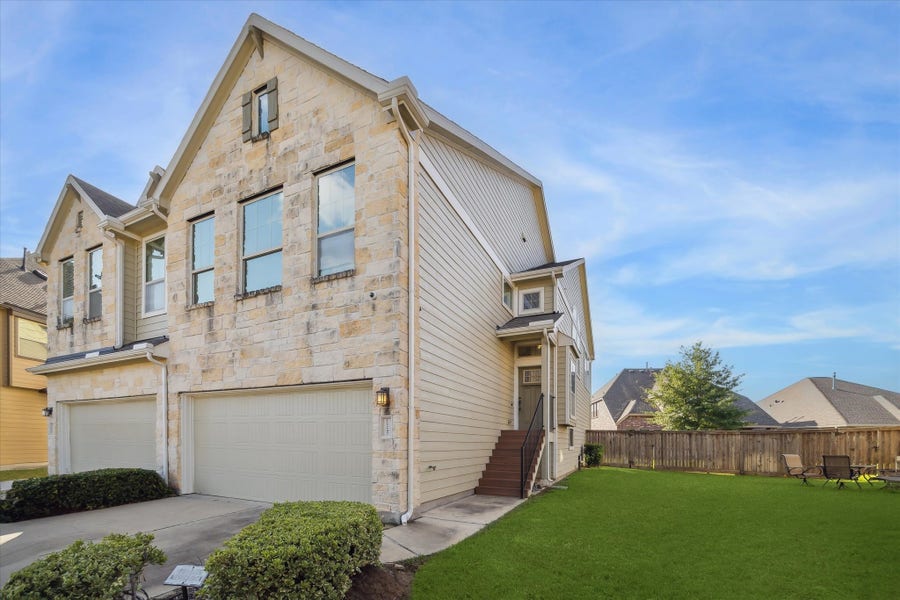 Property photo for 12247 Stellano Lane, Richmond, TX