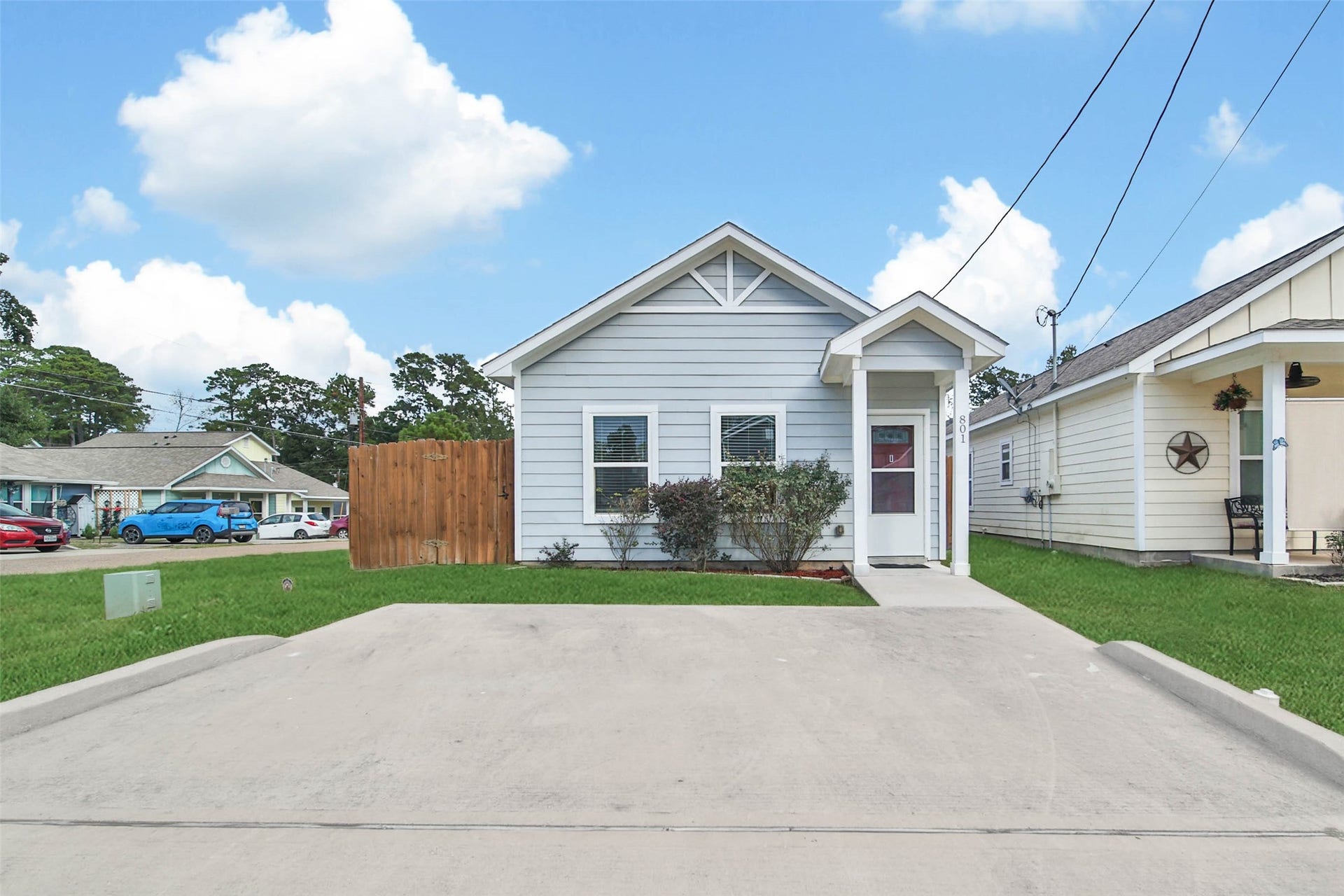 801 Omeara, Montgomery, TX 77316 801 Omeara, Montgomery, TX 77316