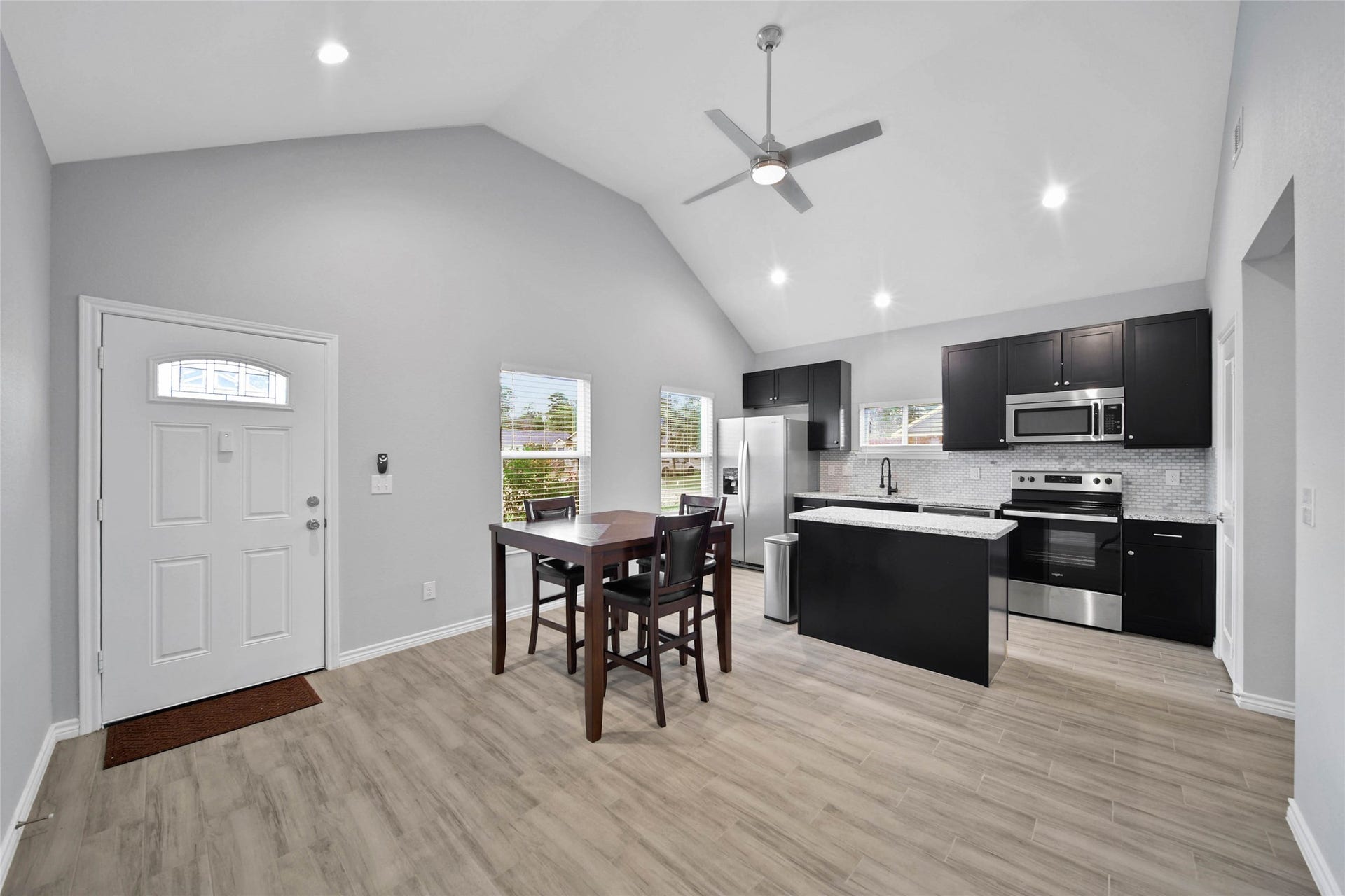801 Omeara, Montgomery, TX 77316 Designed for todays lifestyle, the kitchen opens directly into the main living space