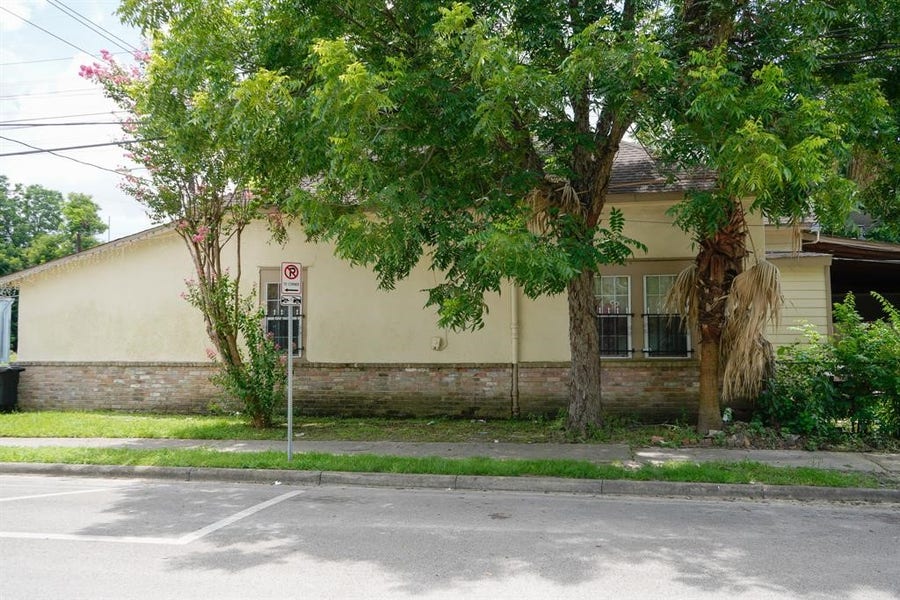 Property photo for 1614 Ryon Street, #B, Houston, TX