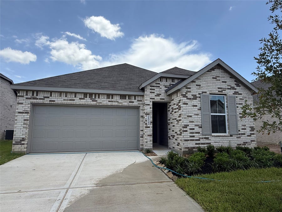 Property photo for 21722 Willow River Canyon Lane, Waller, TX