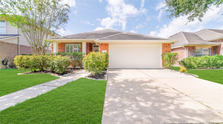 Property photo for 7111 Cornflower Lane, Katy, TX