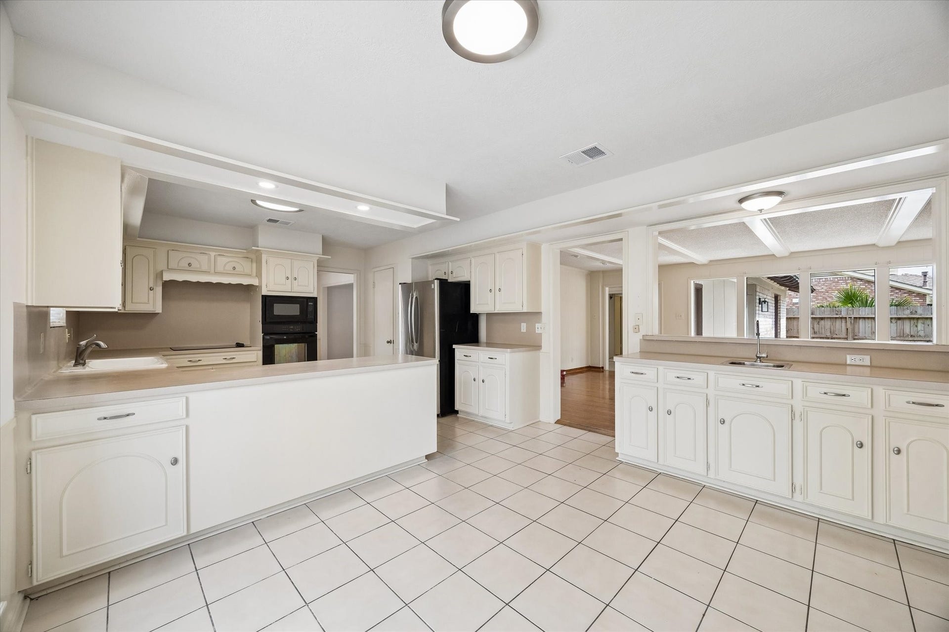 10835 Cranbrook Road, Houston, TX 77042
