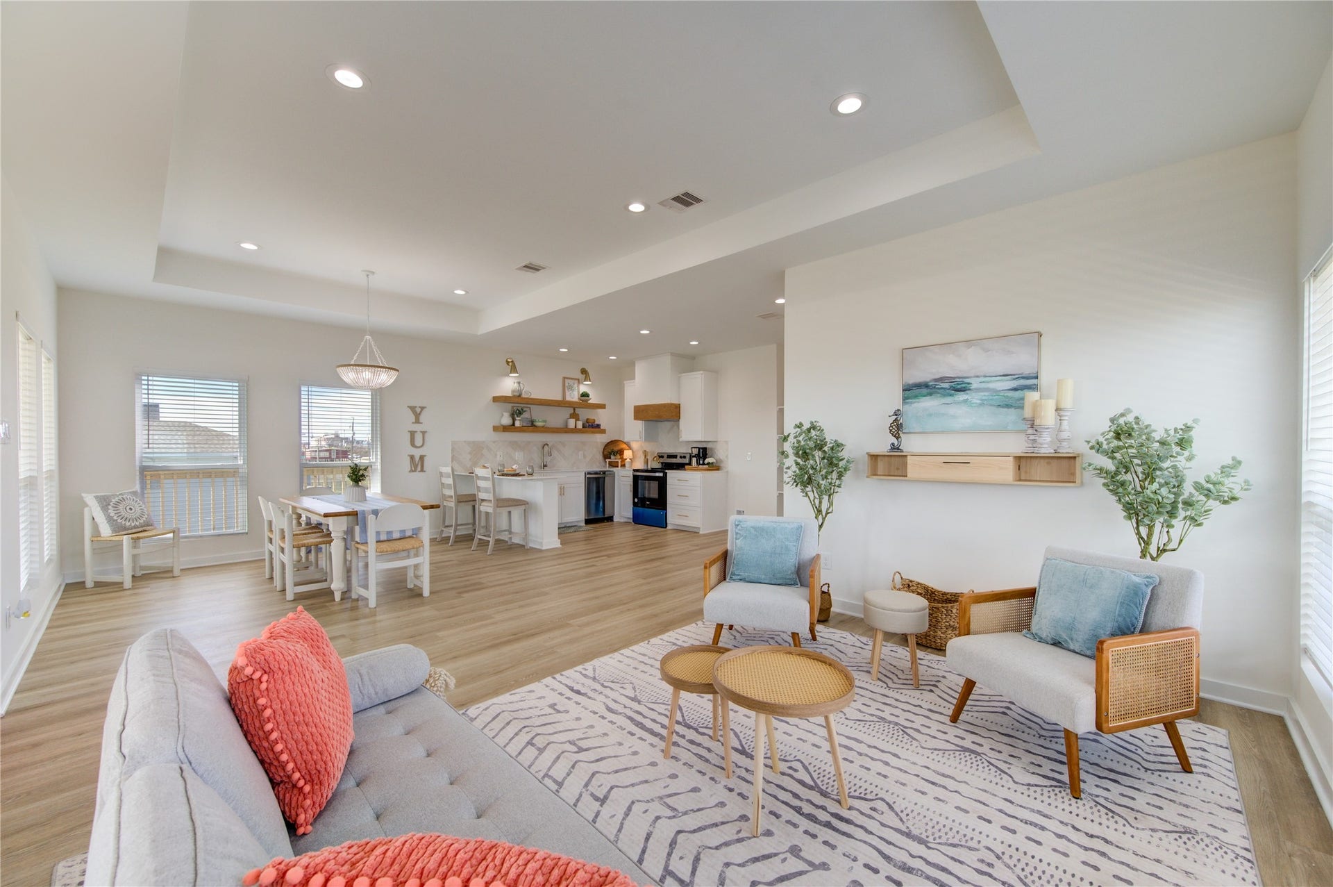 1014 Treaty Dr, Surfside Beach, TX 77541 Comfortable and versatile living space perfect for gatherings