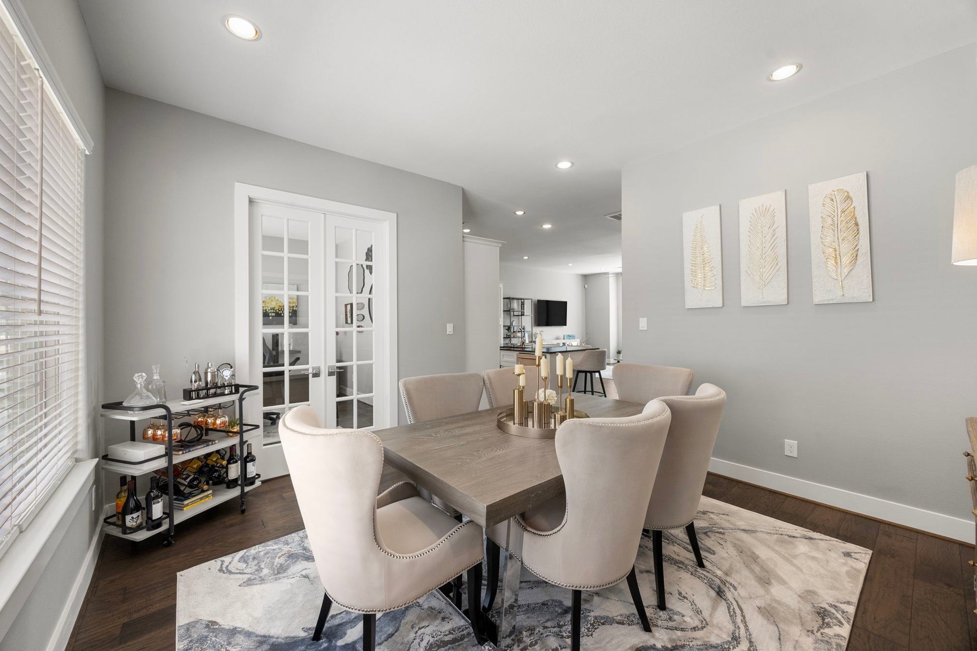 1216 Murrayhill Drive, Houston, TX 77043 Dining room on the second floor, perfect for entertaining.