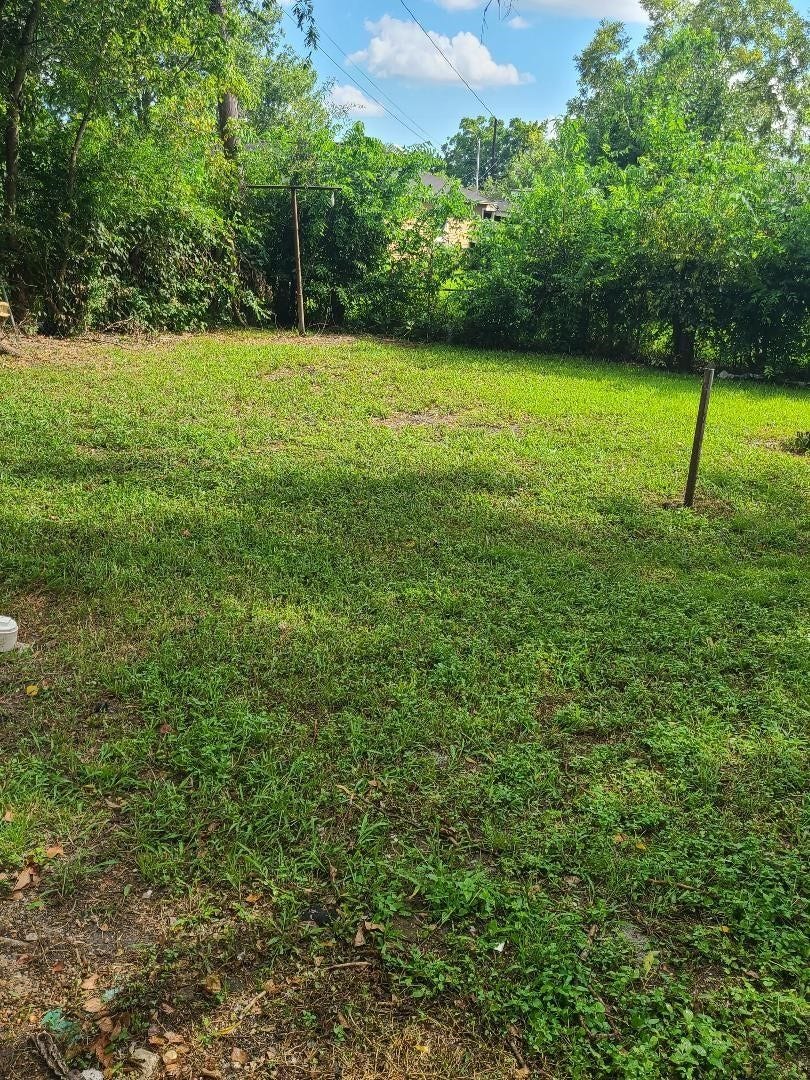 5018 Willow Glen Drive, Houston, TX 77033