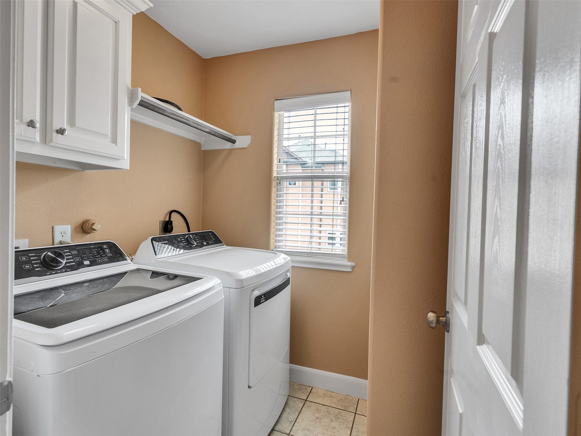 4319 Lillian Street, Houston, TX 77007 4319 Lillian Street, Houston, TX 77007