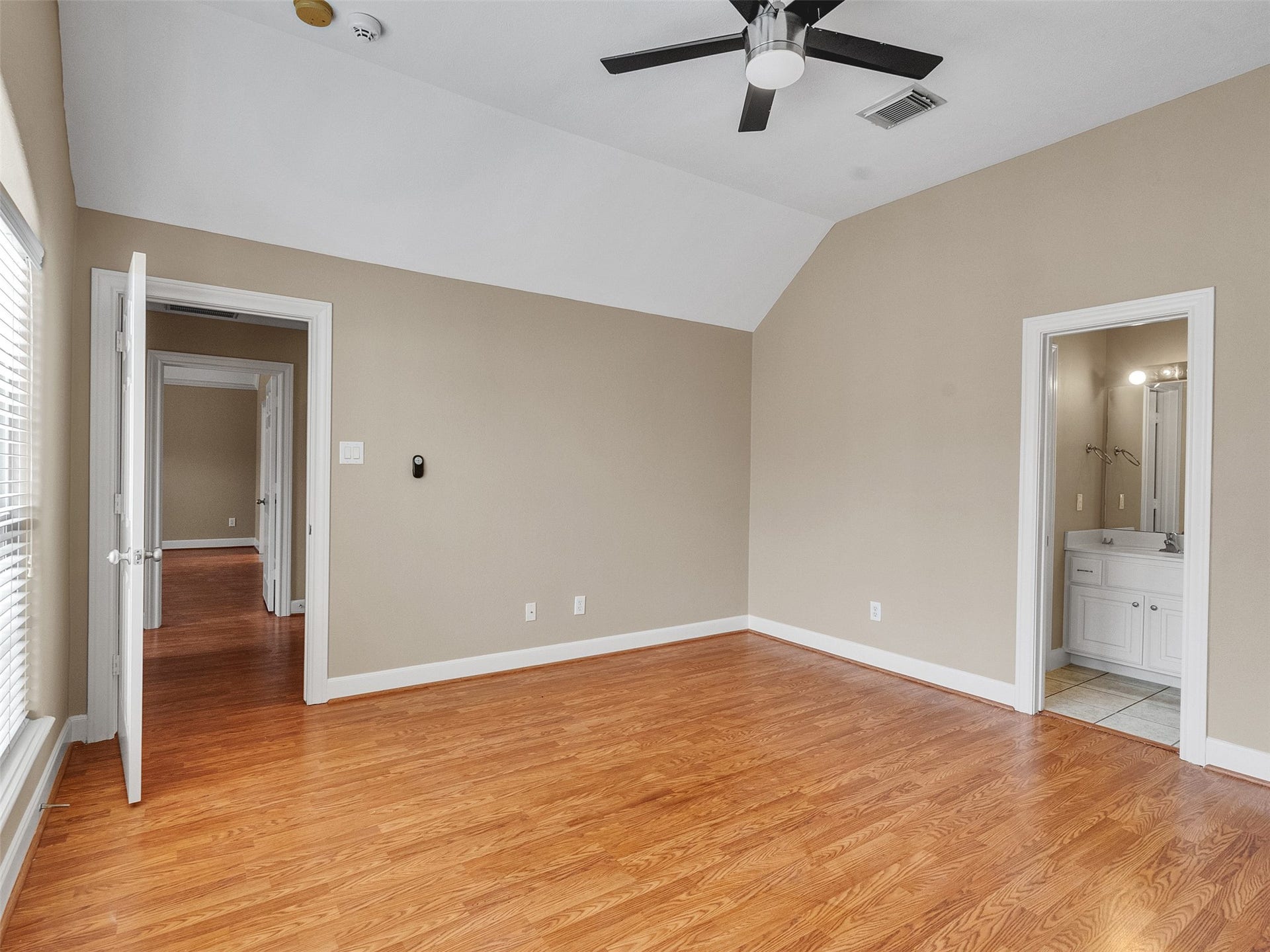 4319 Lillian Street, Houston, TX 77007 4319 Lillian Street, Houston, TX 77007