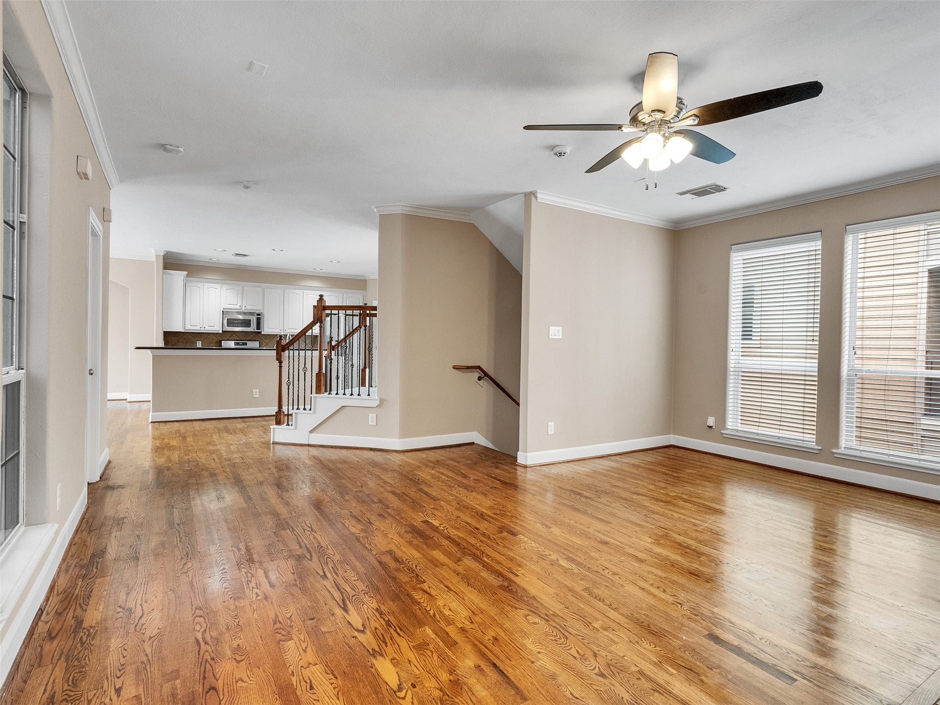 4319 Lillian Street, Houston, TX 77007 4319 Lillian Street, Houston, TX 77007