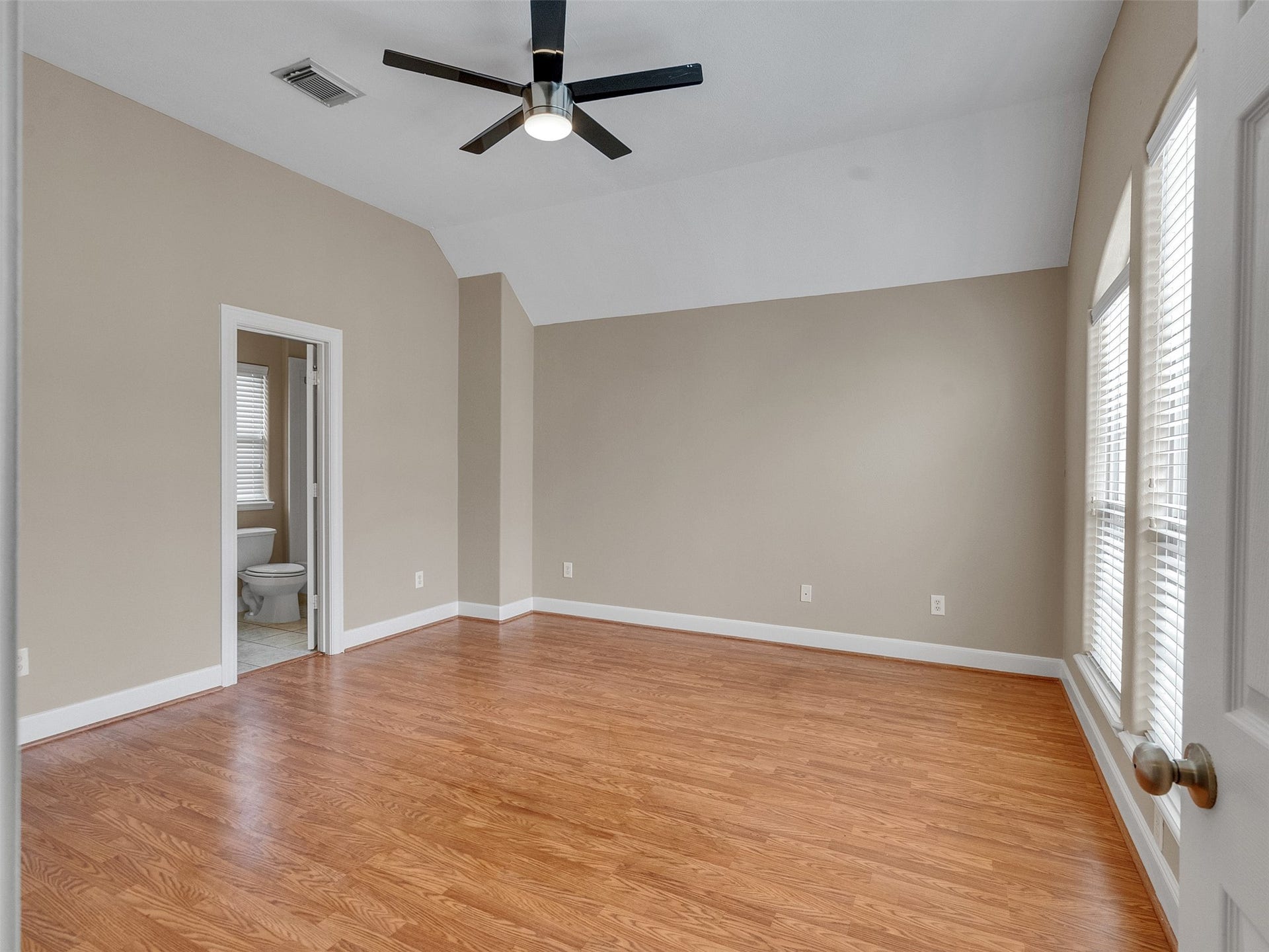 4319 Lillian Street, Houston, TX 77007 4319 Lillian Street, Houston, TX 77007