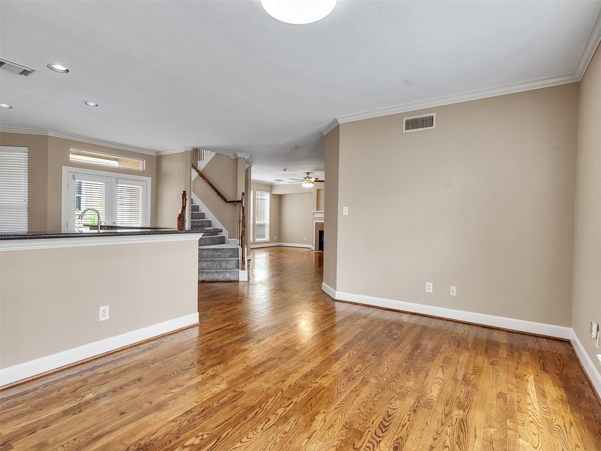 4319 Lillian Street, Houston, TX 77007 4319 Lillian Street, Houston, TX 77007