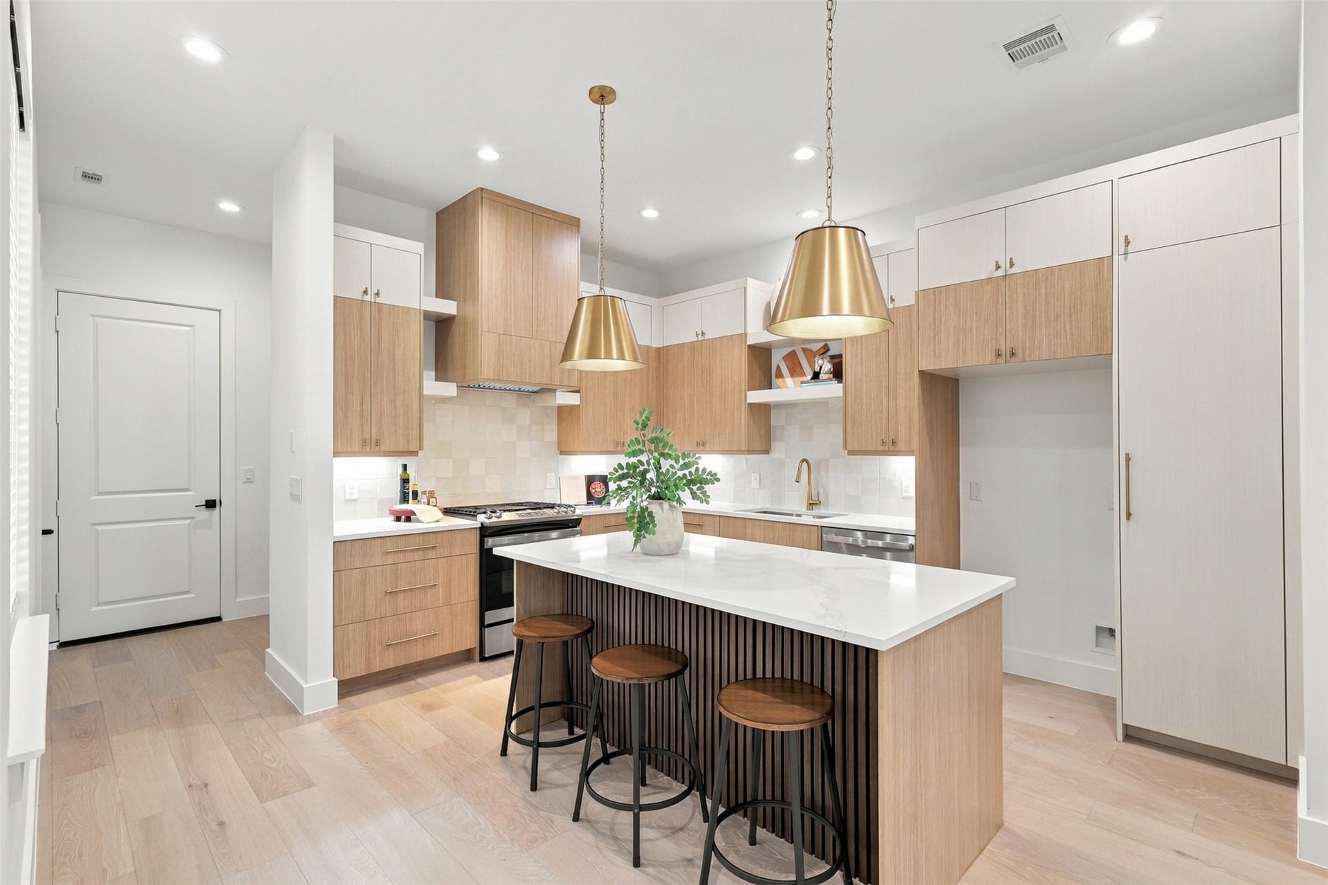 5339 Larkin Street, #A, Houston, TX 77007