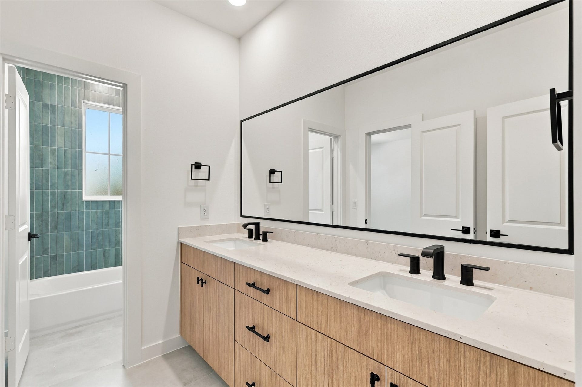 5339 Larkin Street, #A, Houston, TX 77007