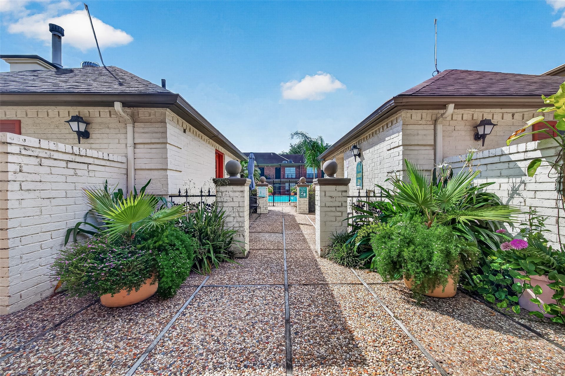 11550 Chimney Rock Road, #536, Houston, TX 77035 Entrance into the pool area and laundry facility