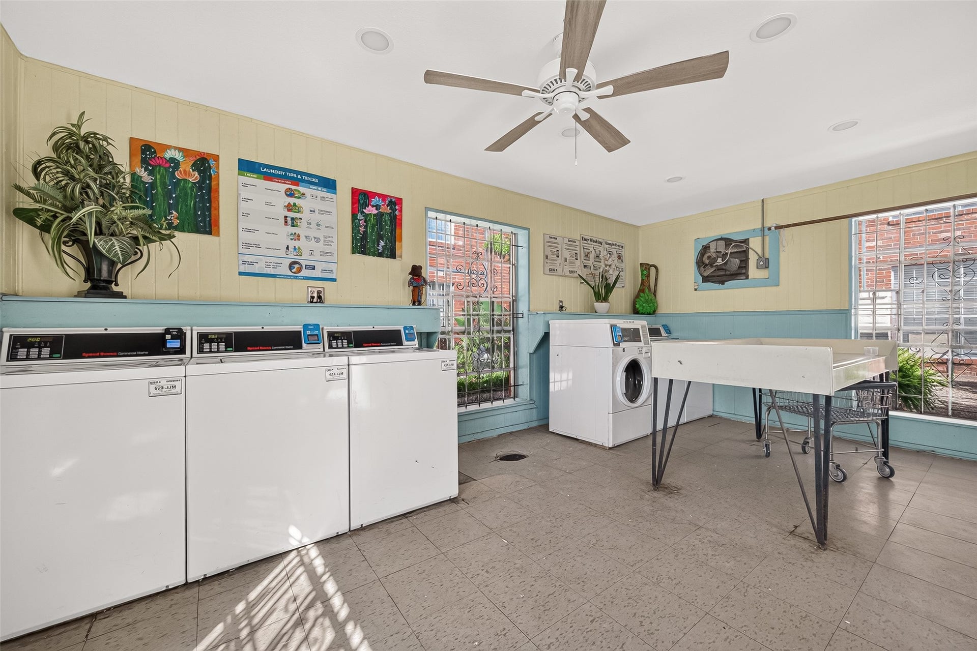 11550 Chimney Rock Road, #536, Houston, TX 77035 Spacious laundry facility on-site