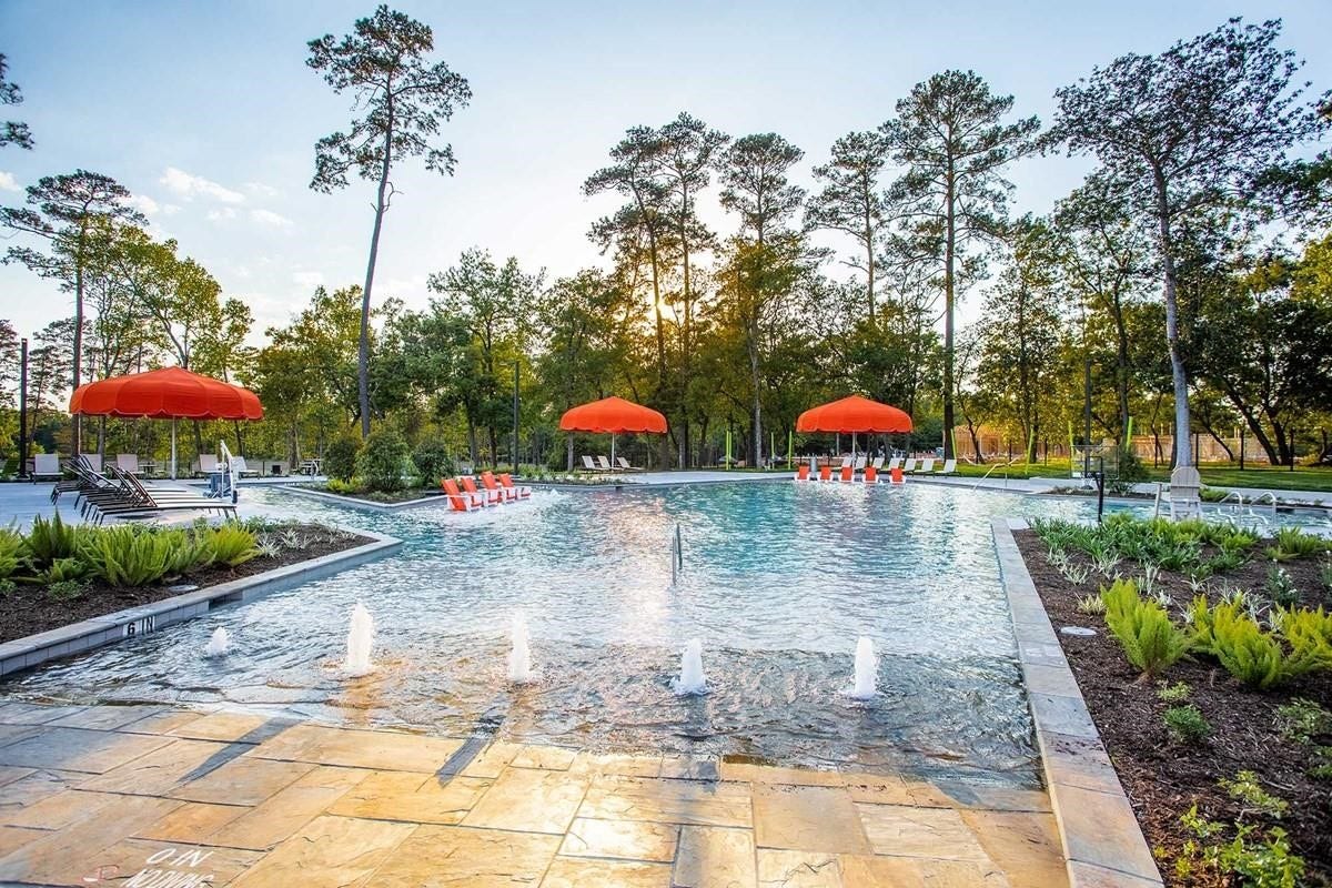 343 Silver Sage Street, Conroe, TX 77304 Community Lifestyle