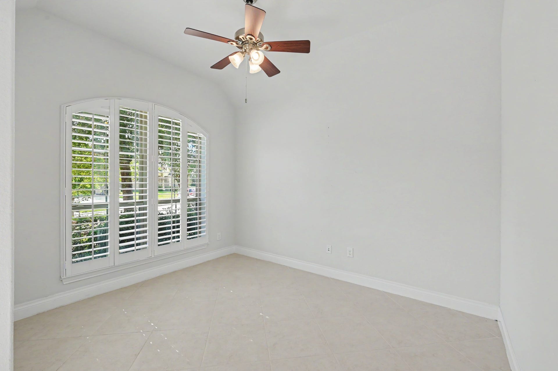 16755 Highland Country Drive, Cypress, TX 77433 16755 Highland Country Drive, Cypress, TX 77433