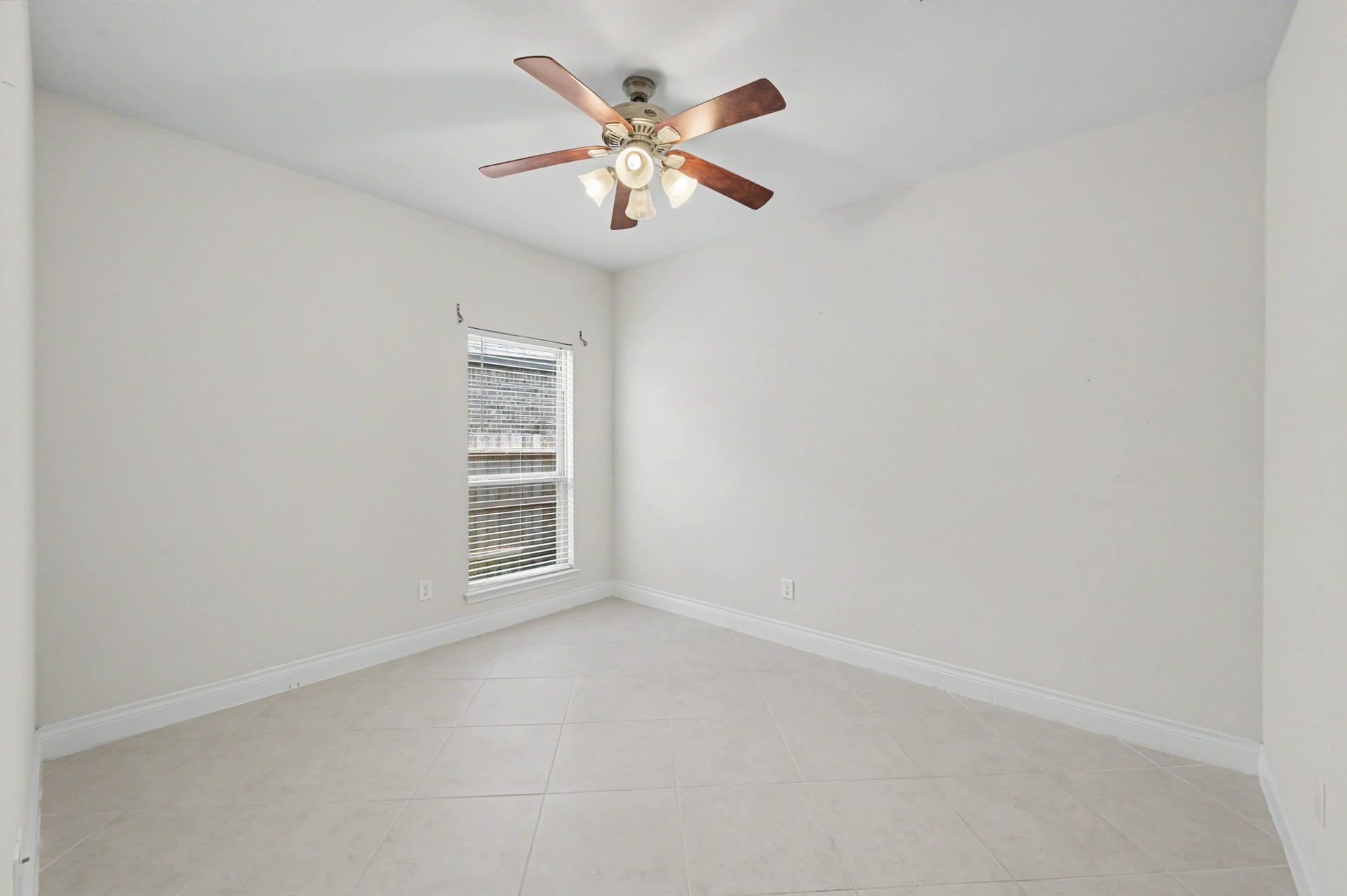 16755 Highland Country Drive, Cypress, TX 77433 16755 Highland Country Drive, Cypress, TX 77433