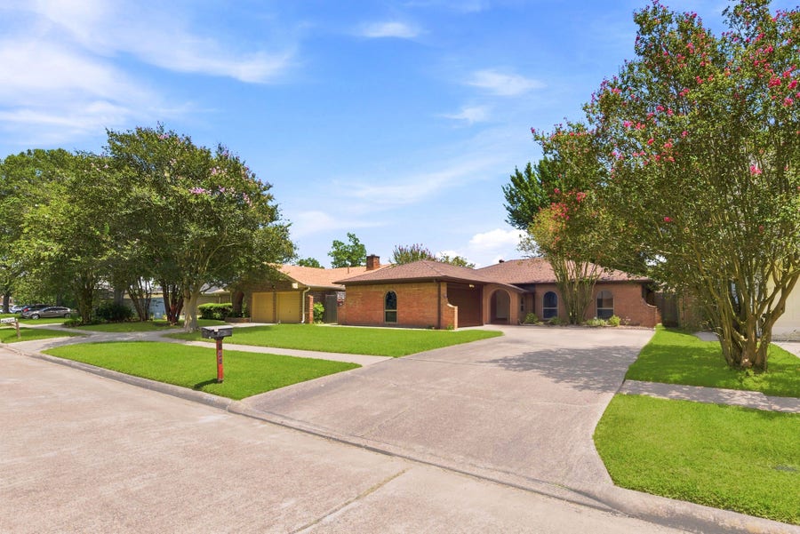Property photo for 730 Seacliff Drive, Houston, TX