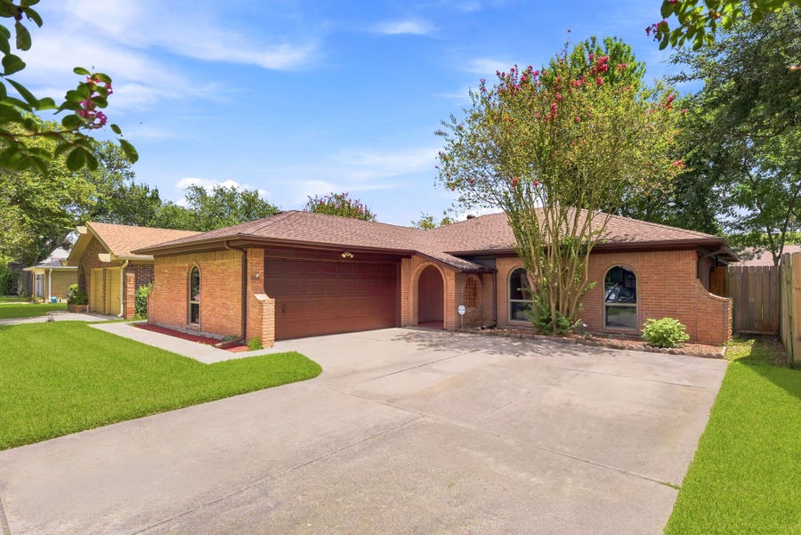 Property photo for 730 Seacliff Drive, Houston, TX