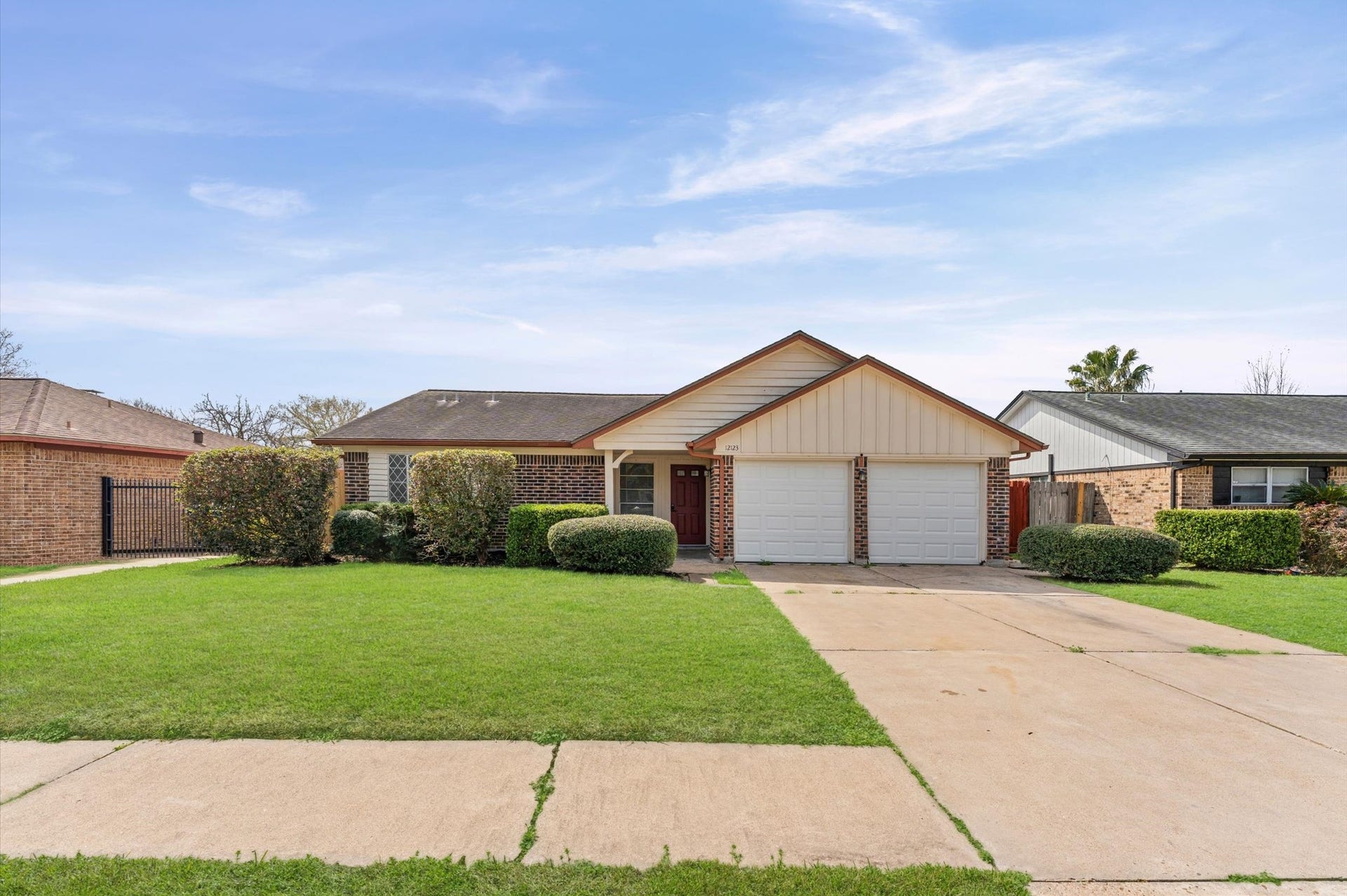 12123 Plumpoint Drive, Houston, TX 77099 12123 Plumpoint Drive, Houston, TX 77099
