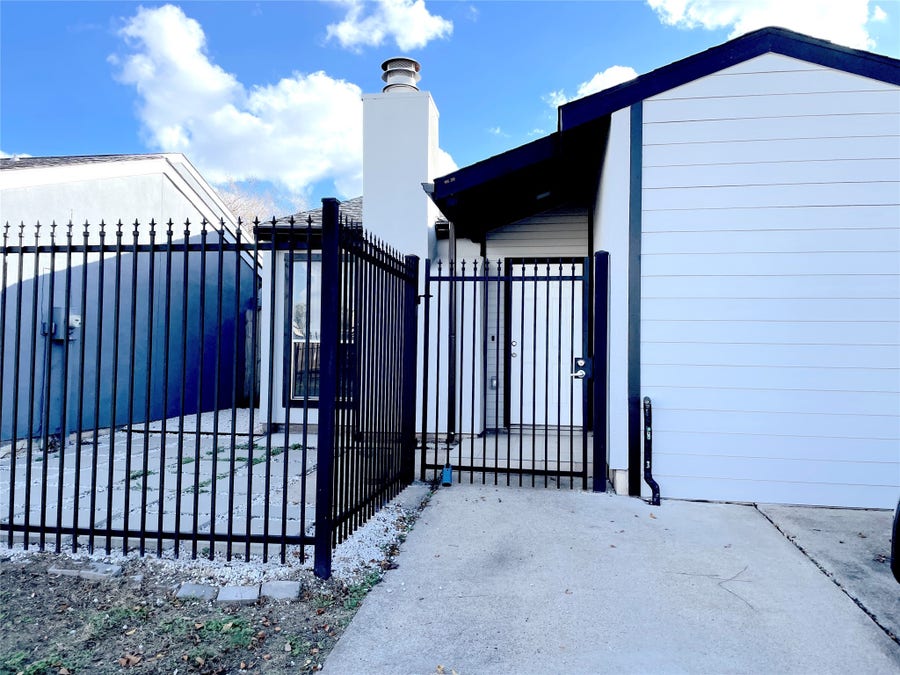 Property photo for 12333 Corona Lane, Houston, TX