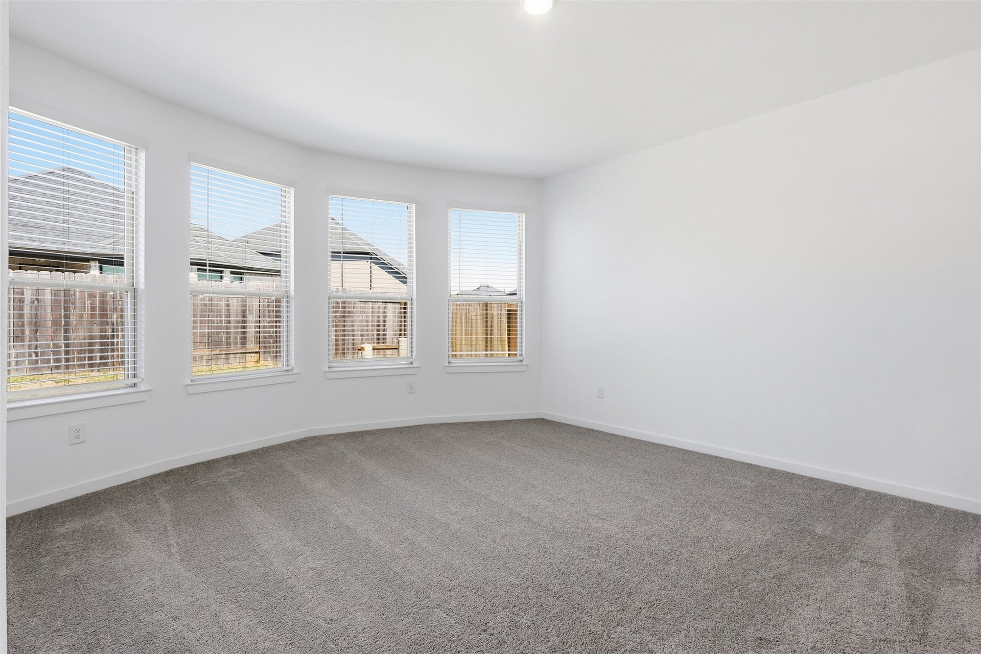 18210 Ellerden Forest Drive, Tomball, TX 77377 Primary Suite is located just off the living room.