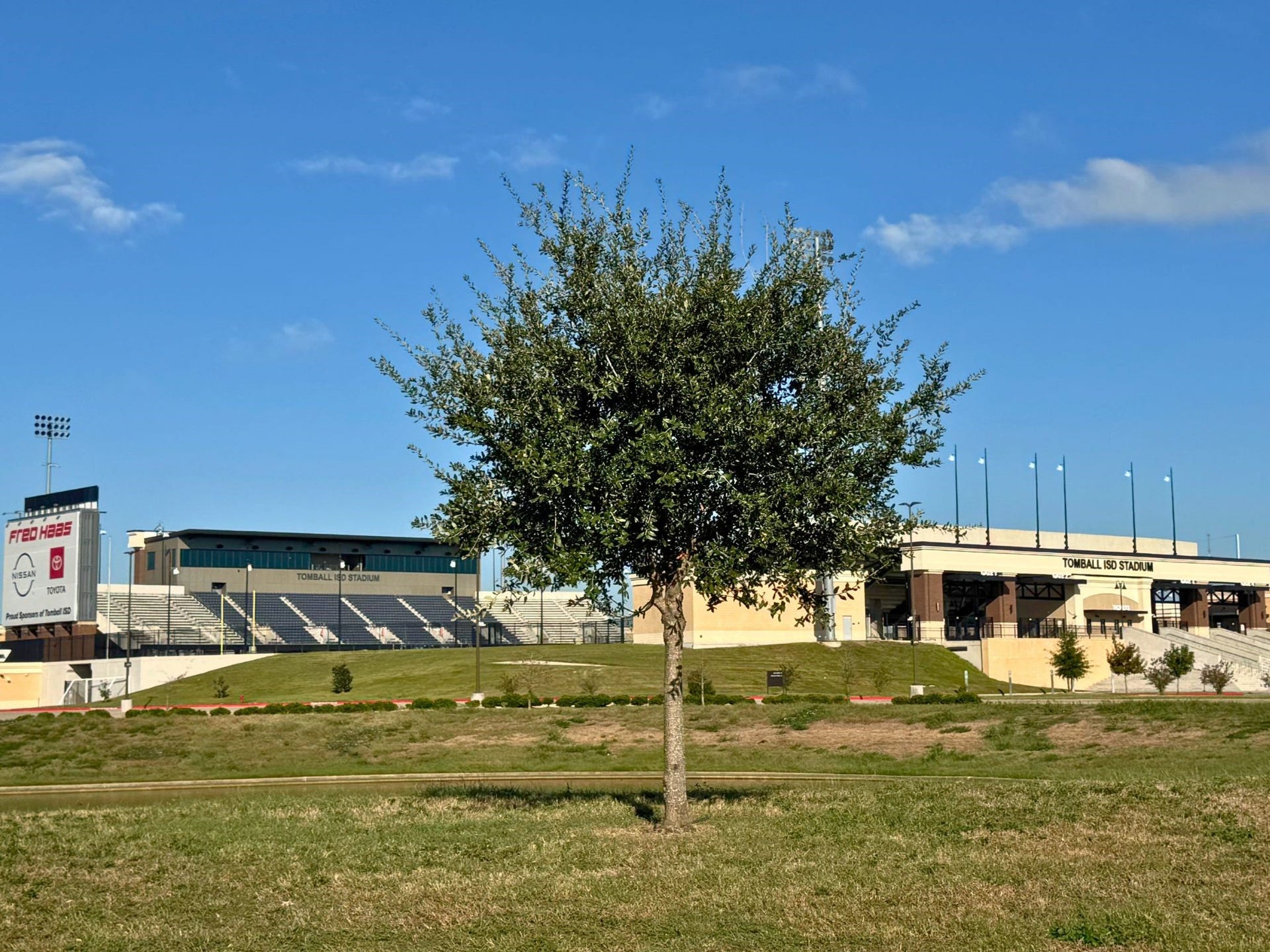 18210 Ellerden Forest Drive, Tomball, TX 77377 Minutes from Tomball ISD Stadium