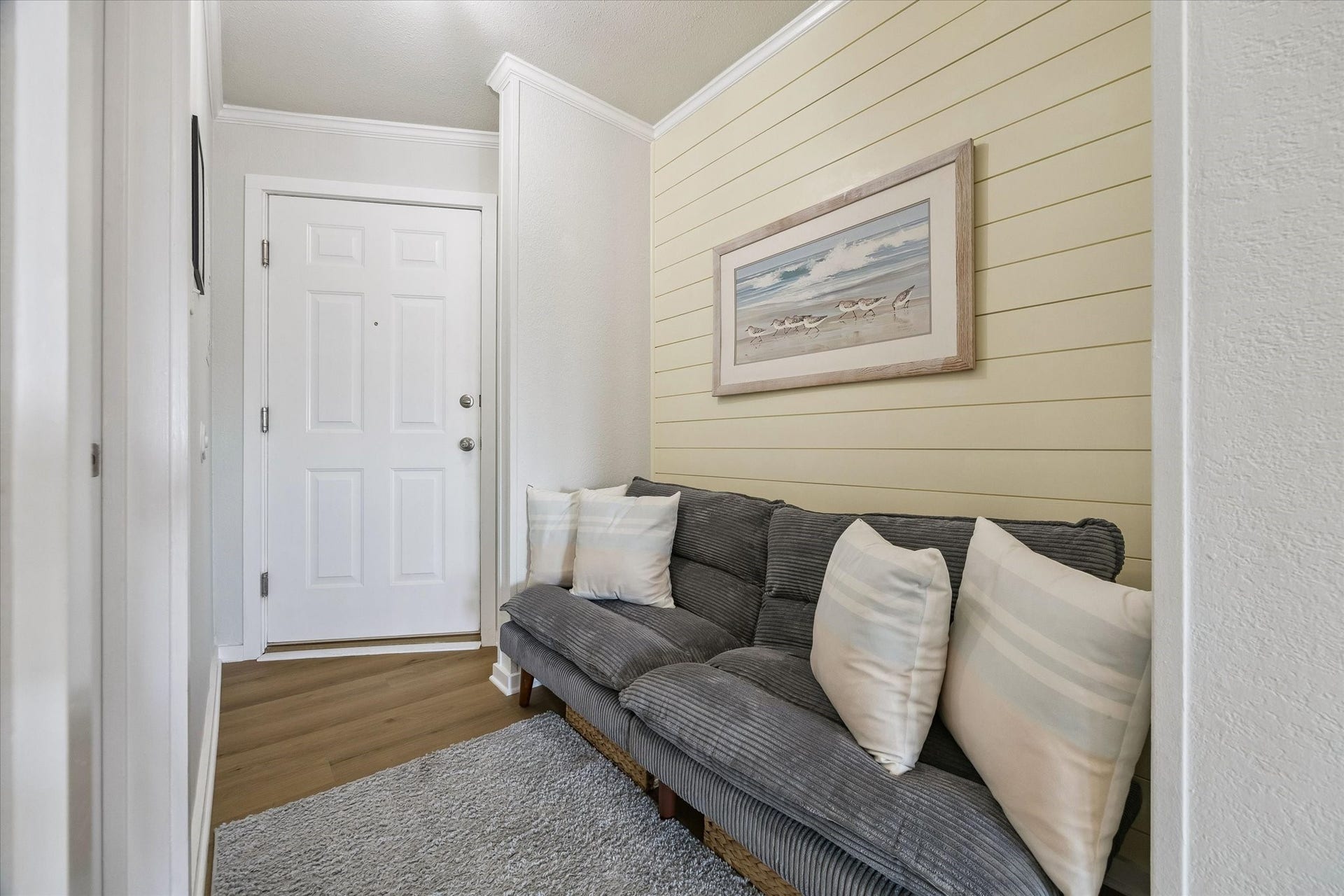 6102 Seawall Boulevard, #190, Galveston, TX 77551 This hall couch makes into an additional bed.