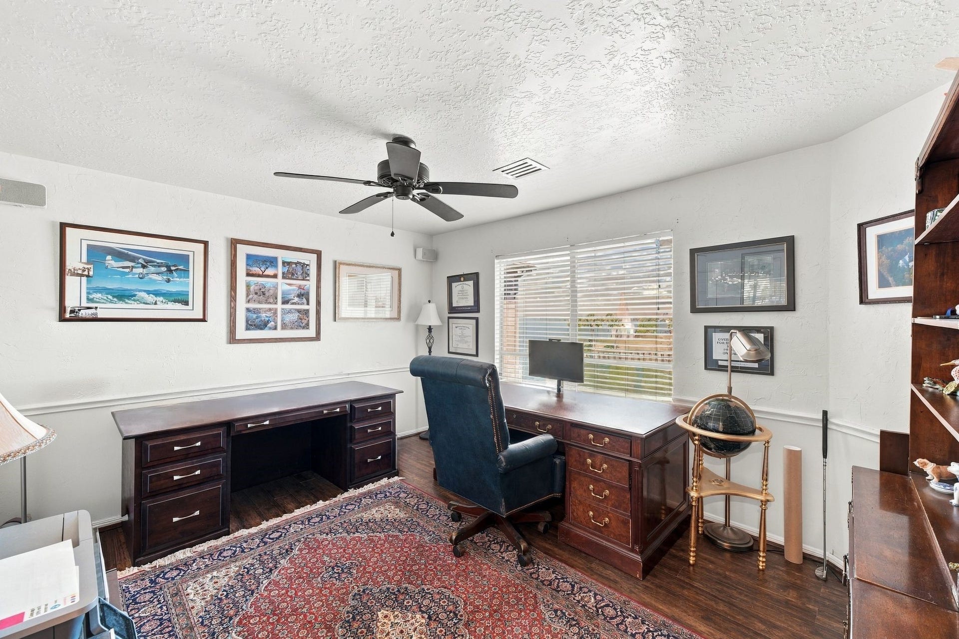 932 Plantation Street, League City, TX 77573 The secondary bedroom is spacious and gets plenty of natural light.