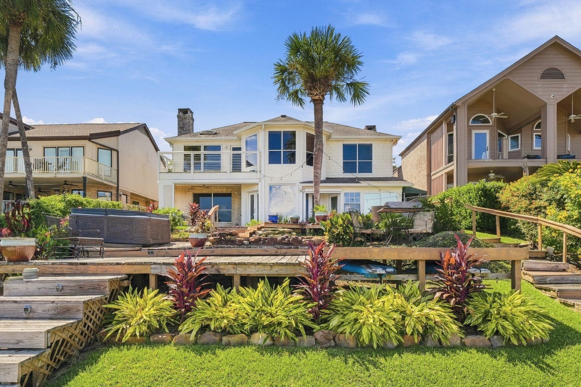 932 Plantation Street, League City, TX 77573 The back of the home sits above beautifully landscaped terraced gardens.