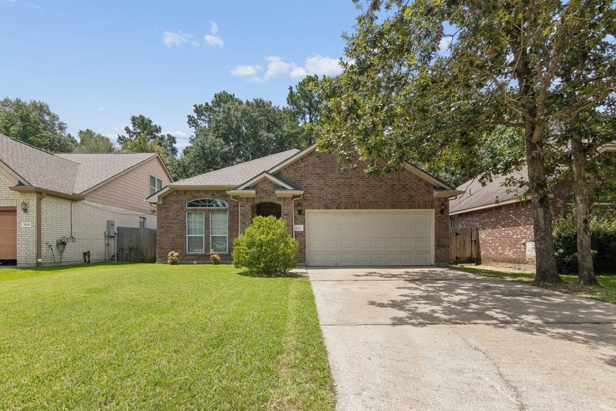 Property photo for 6823 Durango Creek Drive, Magnolia, TX