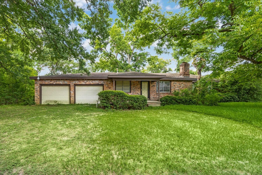 Property photo for 616 Spring Cypress Road, Spring, TX