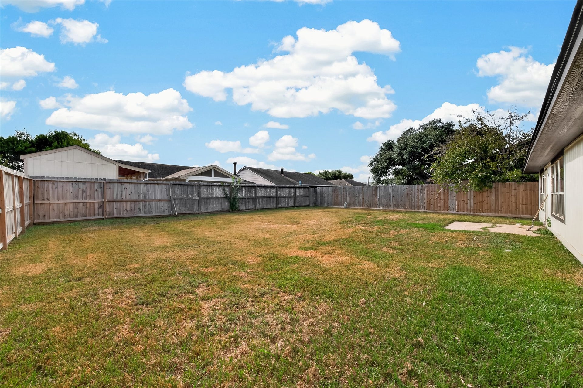 9918 Willmont Road, La Porte, TX 77571 9918 Willmont Road, La Porte, TX 77571