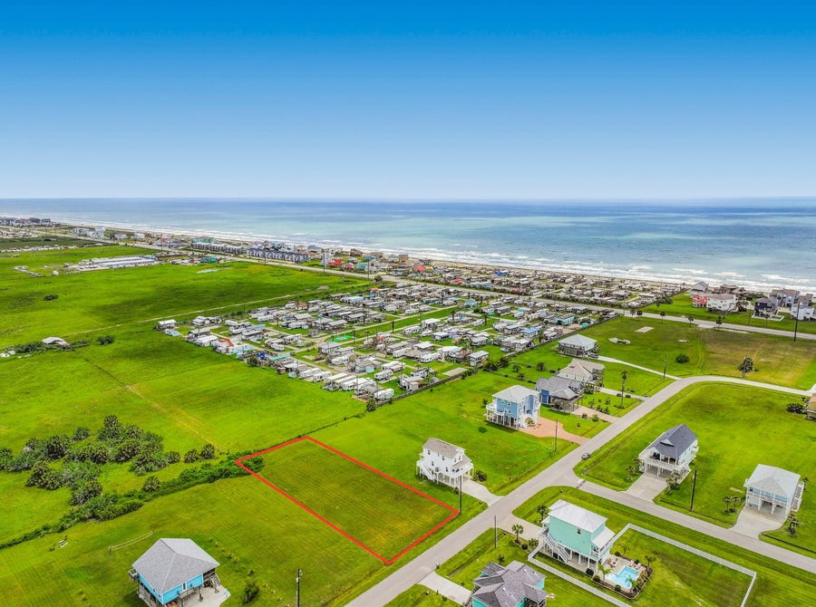 Property photo for 18051 Shaman Drive, Galveston, TX