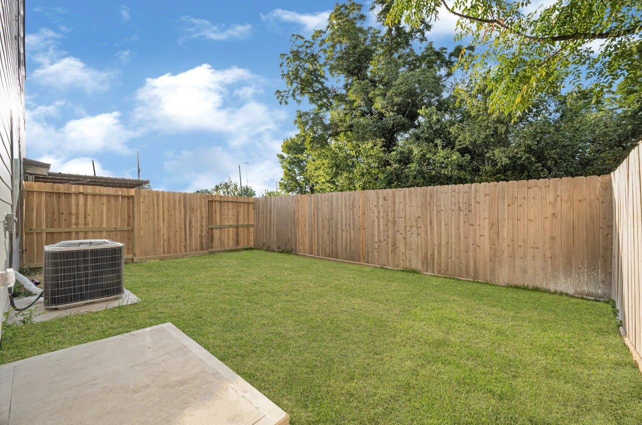 4808 Farmer St, Houston, TX 77020