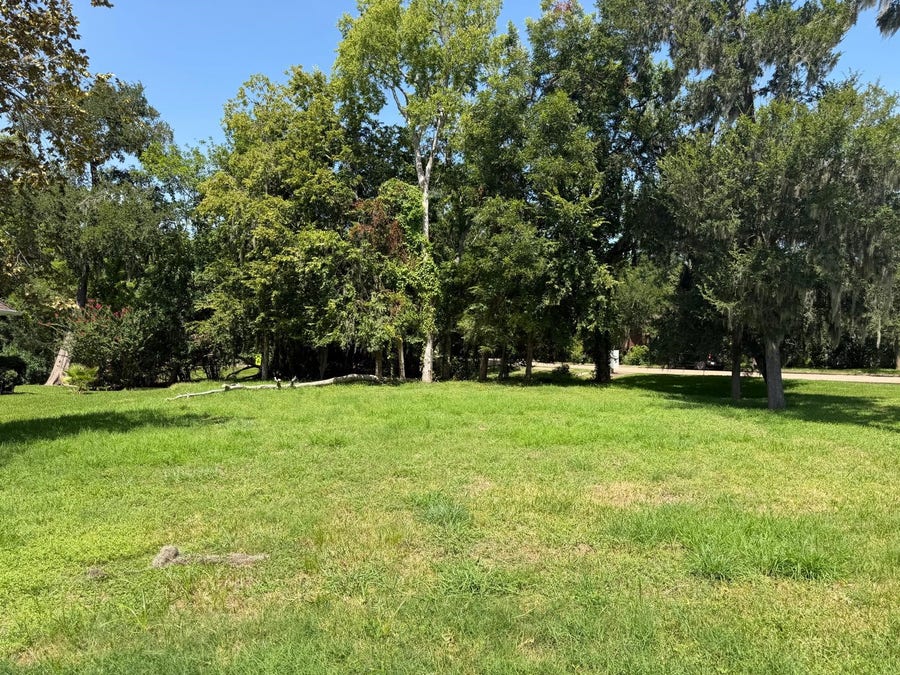 Property photo for 4211 Woodlake Lane, Missouri City, TX