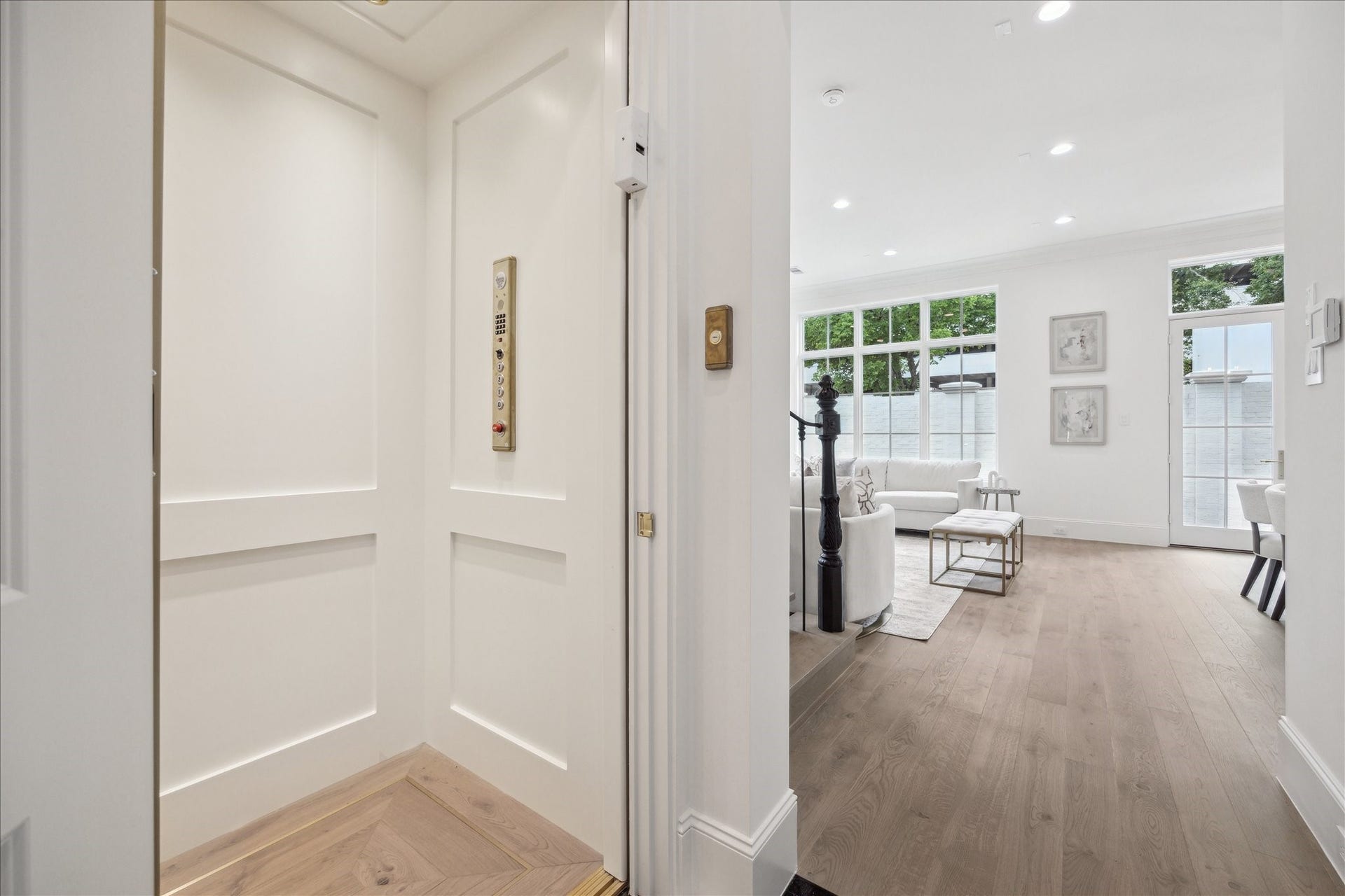 7 Wentworth Gate Path, Houston, TX 77027 7 Wentworth Gate Path, Houston, TX 77027