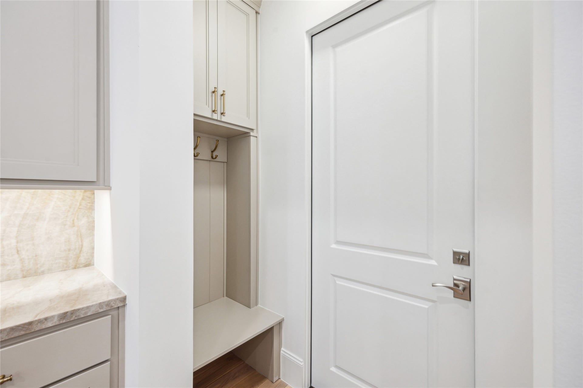 7 Wentworth Gate Path, Houston, TX 77027 Upon completion, home will feature this drop zone that can be found between garage and kitchen. **Photo is of another home in the community and for information purposes only. Buyer to verify all details.**
