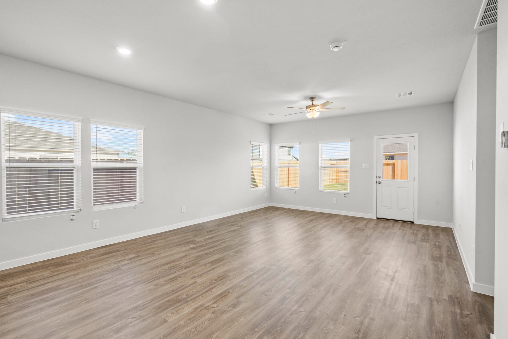 759 Woodhaven Lakes Drive, La Marque, TX 77568 representative photo