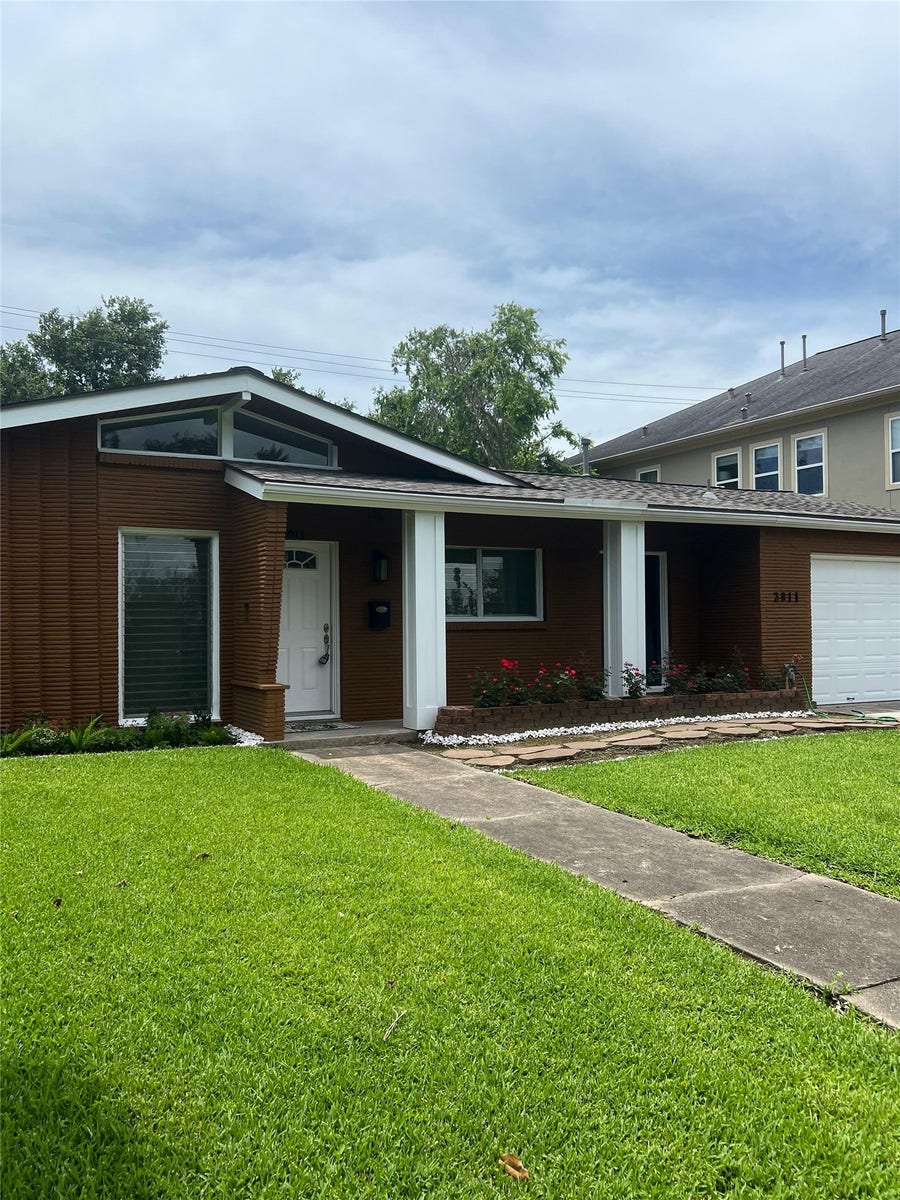 Property photo for 2911 Linkwood Drive, Houston, TX
