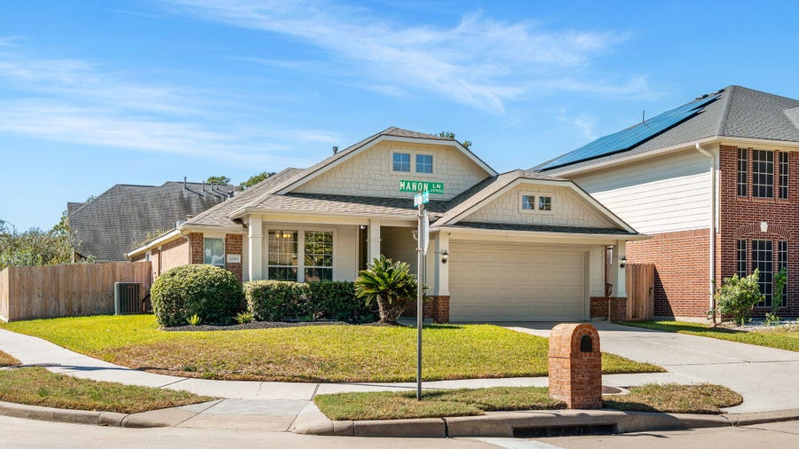 Property photo for 20903 Manon Lane, Spring, TX