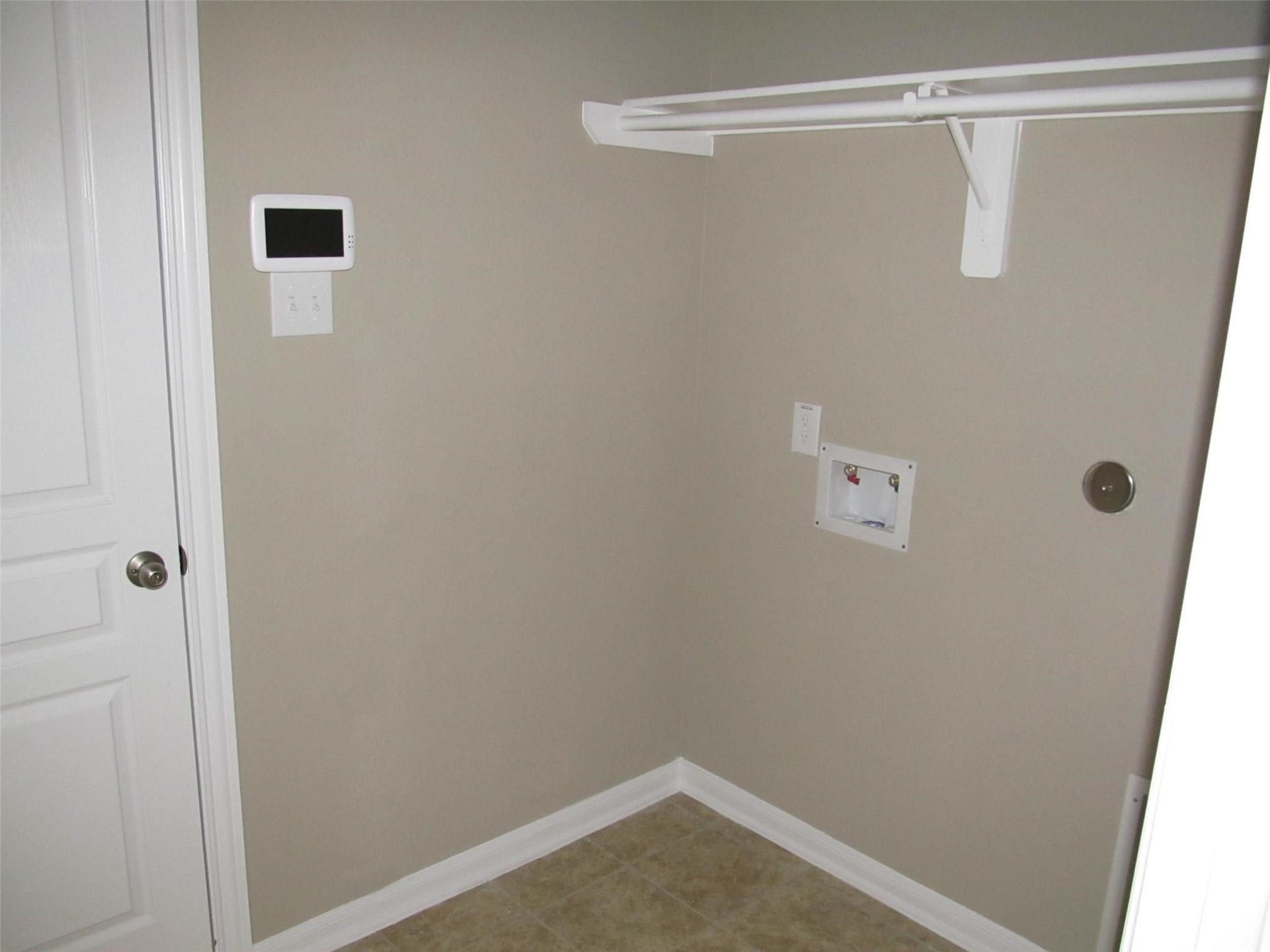 2310 Thunderbolt Peak Drive, Rosharon, TX 77583 2310 Thunderbolt Peak Drive, Rosharon, TX 77583