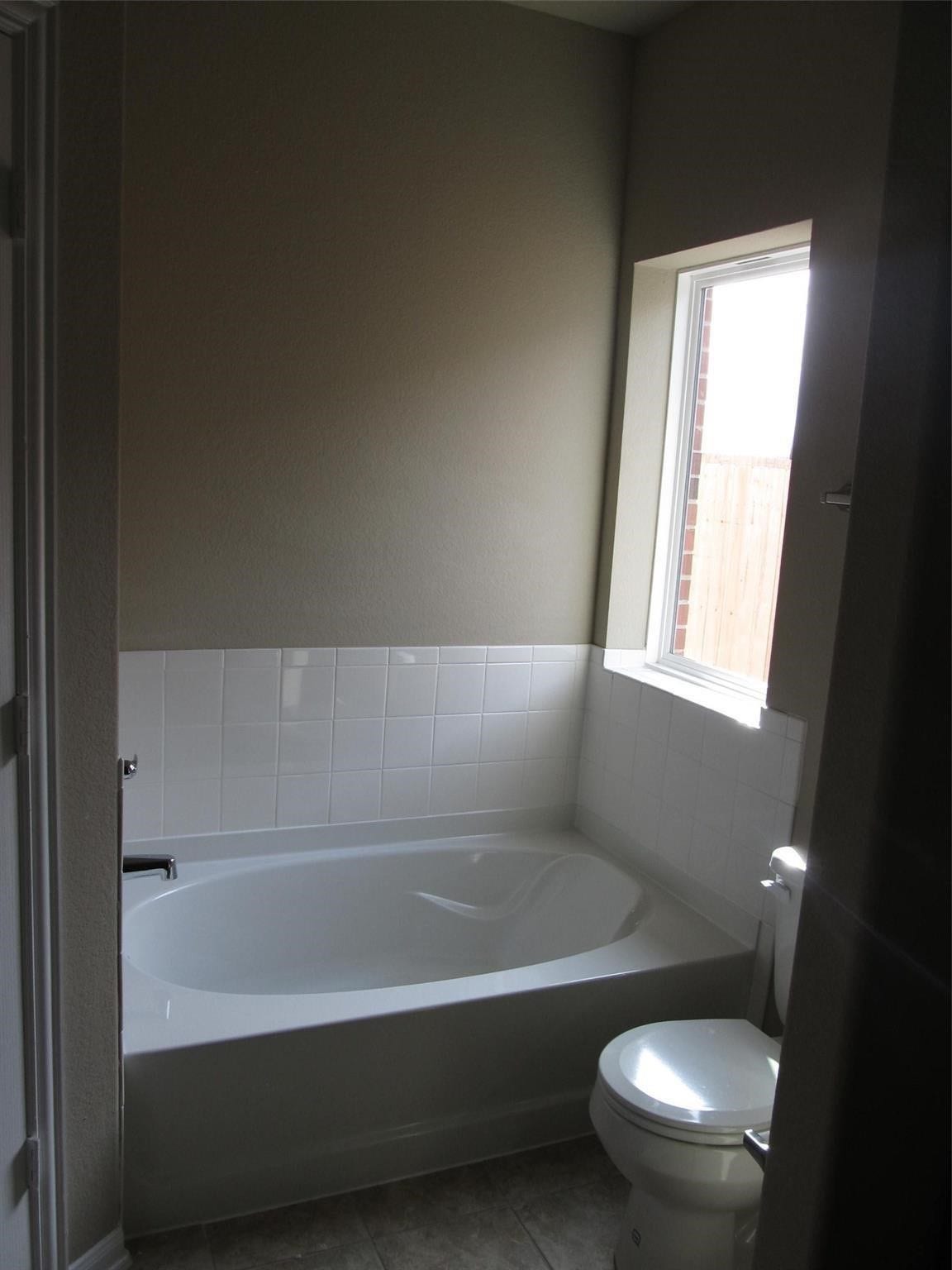 2310 Thunderbolt Peak Drive, Rosharon, TX 77583 2310 Thunderbolt Peak Drive, Rosharon, TX 77583
