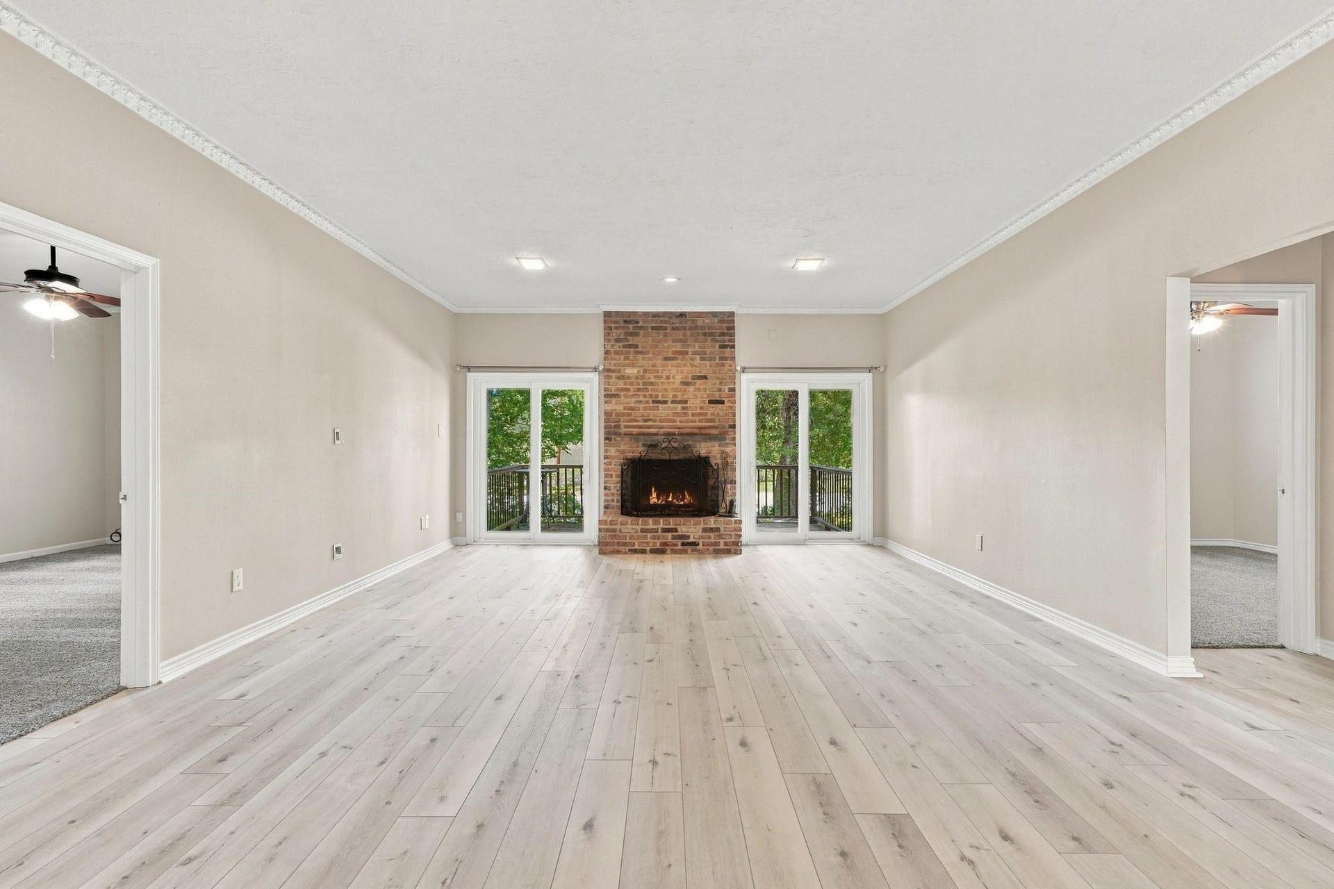 713 Palmer Drive, Conroe, TX 77302 713 Palmer Drive, Conroe, TX 77302