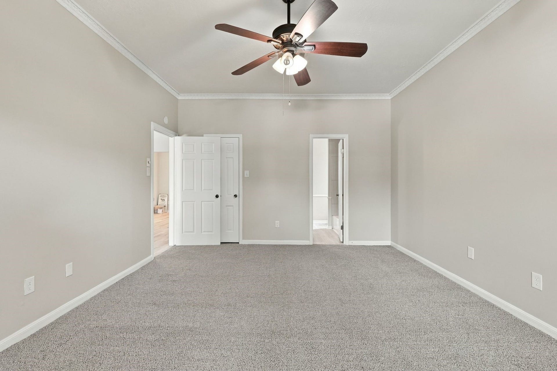 713 Palmer Drive, Conroe, TX 77302 713 Palmer Drive, Conroe, TX 77302
