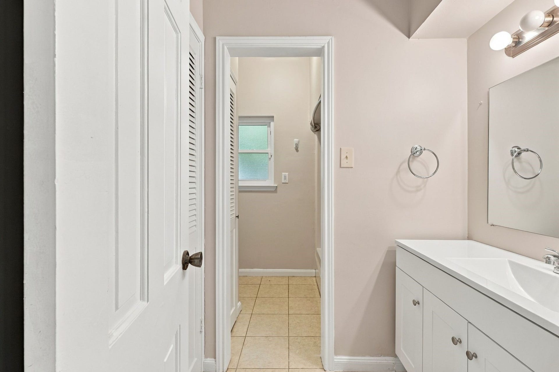 713 Palmer Drive, Conroe, TX 77302 713 Palmer Drive, Conroe, TX 77302